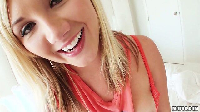 Charming blonde Addison Grey teasing video
