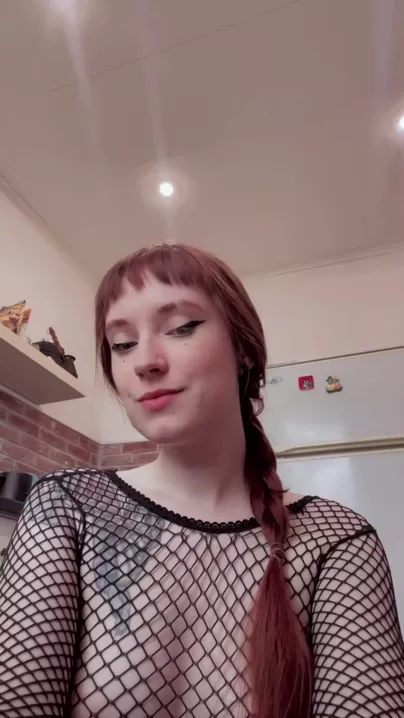 A redhead in natural form