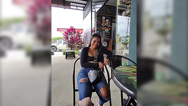 Tina Karol konsertda yalangoch holda Kichkina qiz porno külotlu çorap