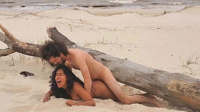 Horny Latina Babe Gets Hard Pounded Doggy On Paradise Beach