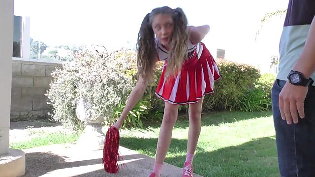 I seduce a horny cheerleader girl and invite her to my house for some hot pounding
