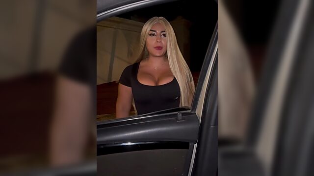 Dirty whore gets creampied on the first date by an Italian friend